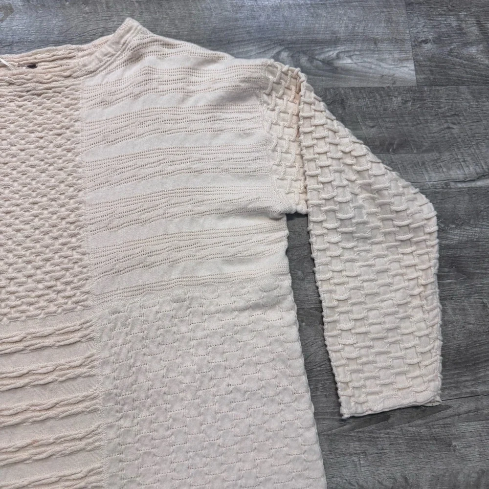 Free People Extra Textured Creme Pullover Crew Neck Sweater Womens Sz. M